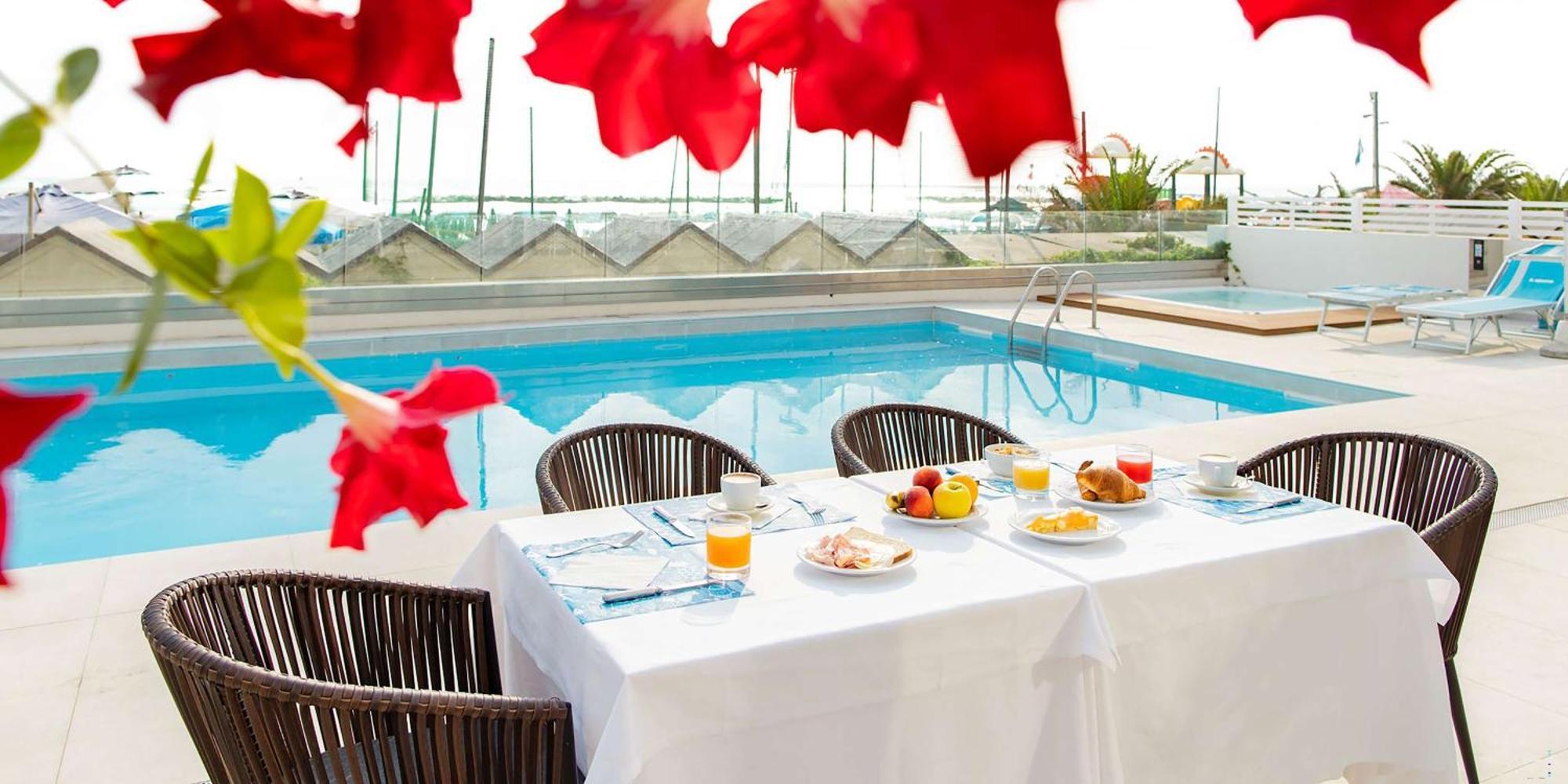 Hotel Bellevue, Sure Hotel Collection By Best Western Pesaro Eksteriør bilde