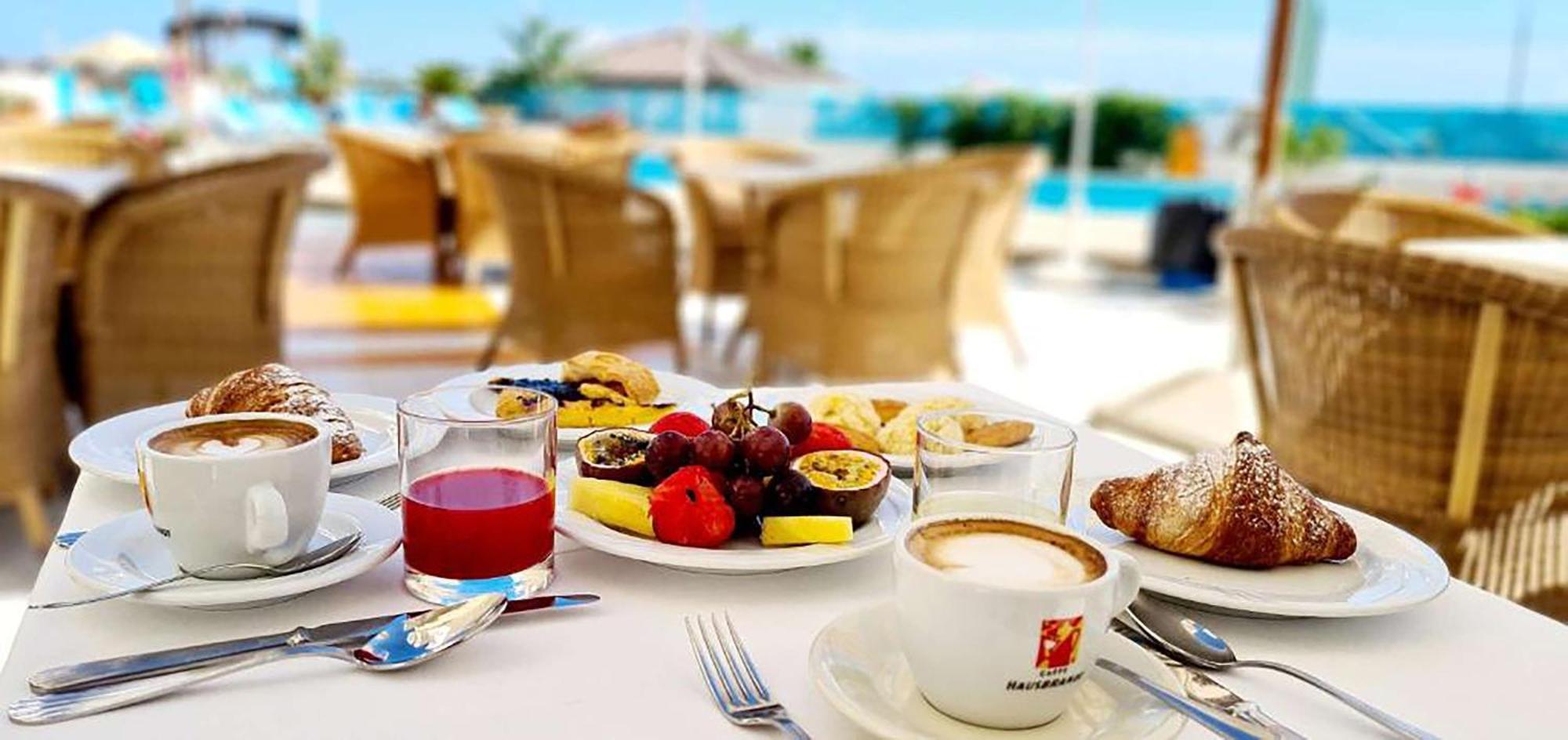 Hotel Bellevue, Sure Hotel Collection By Best Western Pesaro Eksteriør bilde