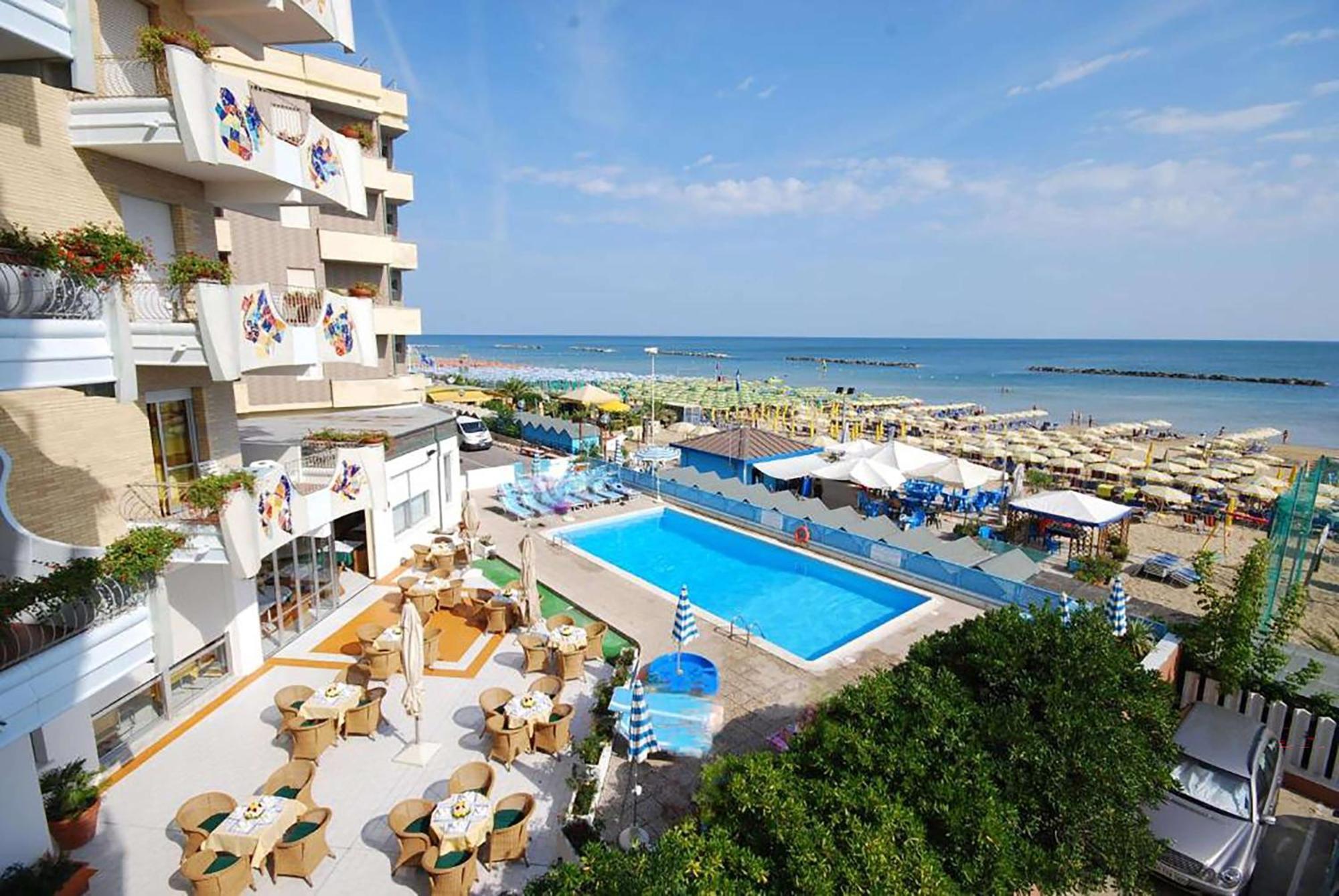 Hotel Bellevue, Sure Hotel Collection By Best Western Pesaro Eksteriør bilde