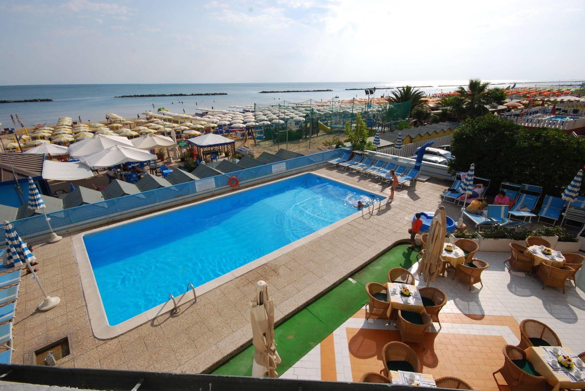 Hotel Bellevue, Sure Hotel Collection By Best Western Pesaro Eksteriør bilde